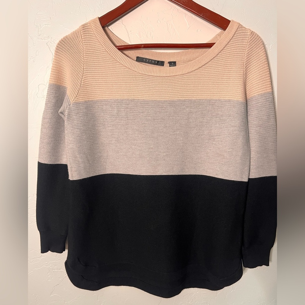 Cyrus Color Block Cable Knit Crew Neck Sweater Small